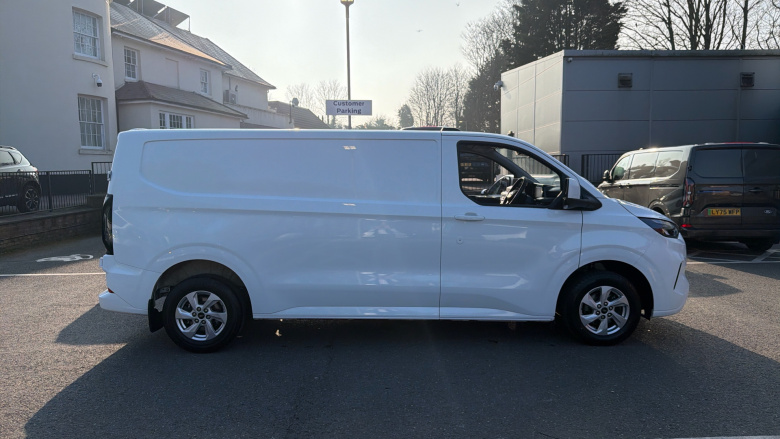 Ford Transit Custom 320 L2 Diesel Fwd 2.0 EcoBlue 136ps H1 Van Limited